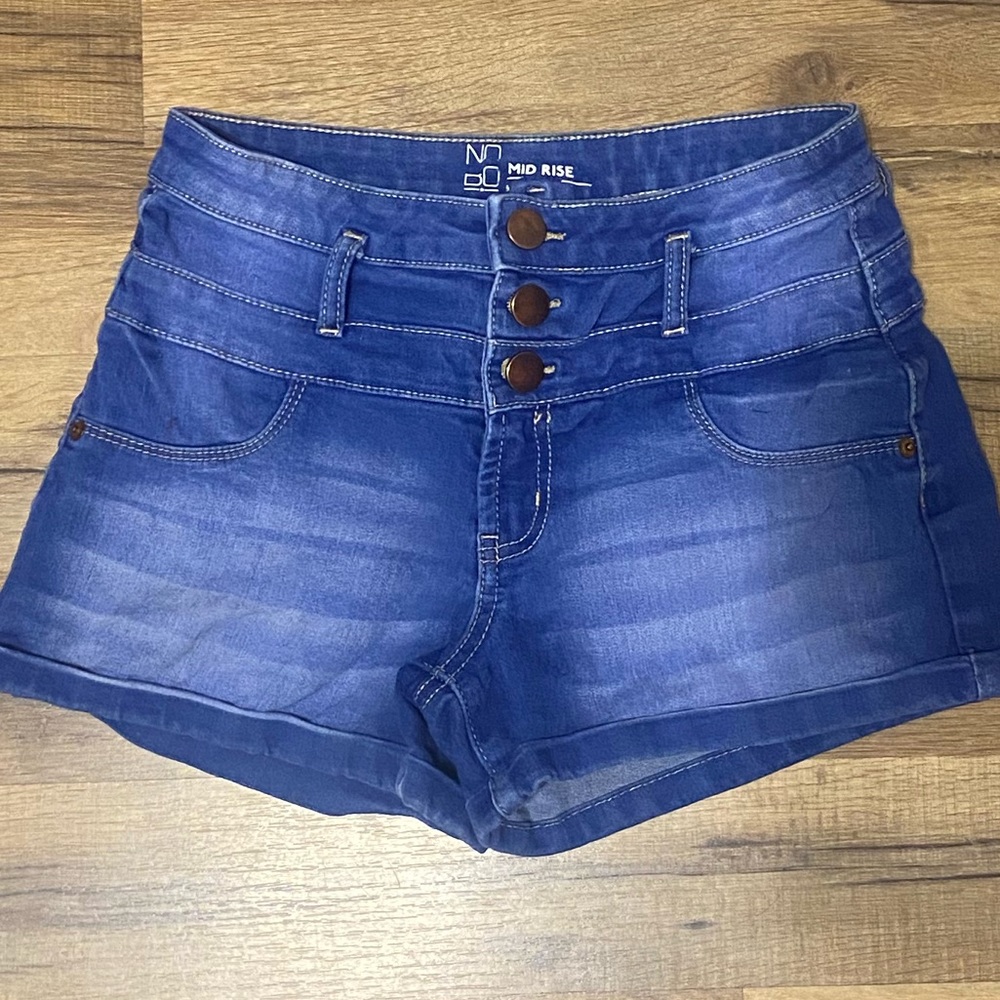 No boundaries size 9 Jean shorts